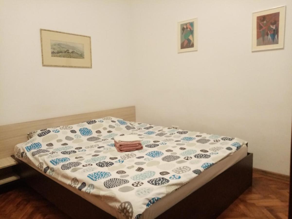 Republicii Apartment Historic Center บราชอฟ ภายนอก รูปภาพ